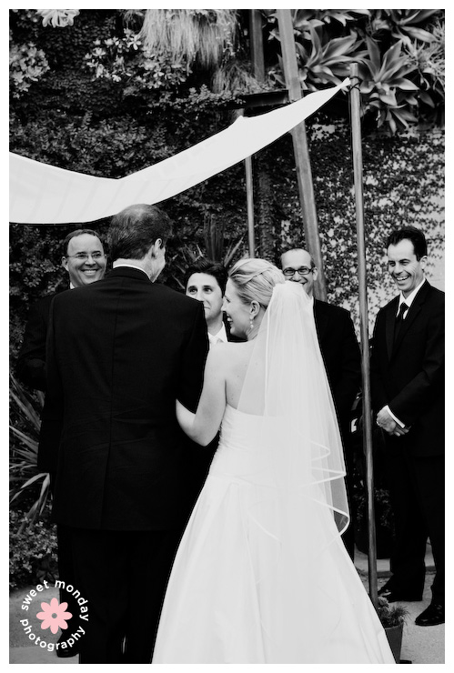 Father walking daughter down the aisle 4