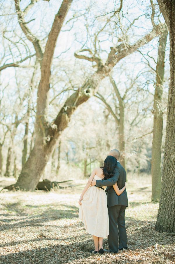 Outdoor engagement shoot, engagment shoot inspiration, what to wear during your engagement shoot, photos by Mariel Hannah, formal engagement shoot marielhannah-8133