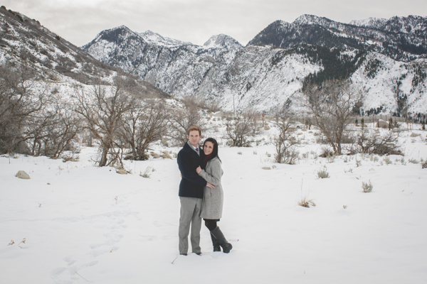 Snowy engagement, winter wedding inspiration, boots, snow, knits, scarves snowy engagement17