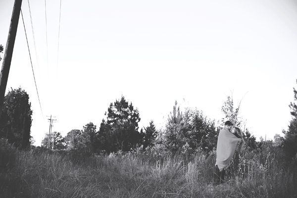 outdoor engagement inspiration, blanket, black and white