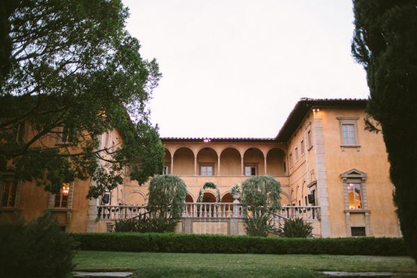 villa wedding reception