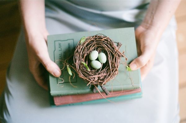 Tennessee Farmhouse Wedding, robins eggs, bible