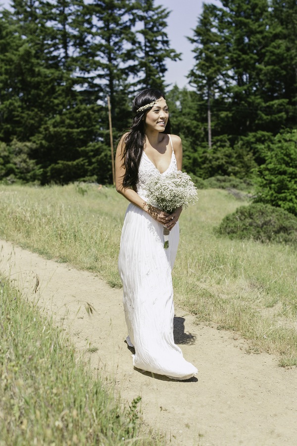 bride, baby breath bouquet, elopement, mountain, floral headband, bohemian