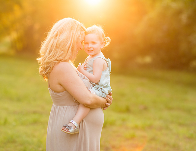 Awaiting a Little Sister Maternity Photos - Baby Blog