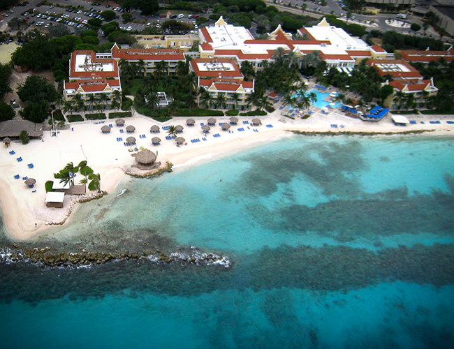  photo Curacao-Marriott-Beach-Resort-and-Emerald-Casino_zpsebf52e5c.jpg