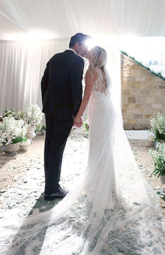 6 Ways to Hack Your Favorite Celebrity Wedding - Inspired by This