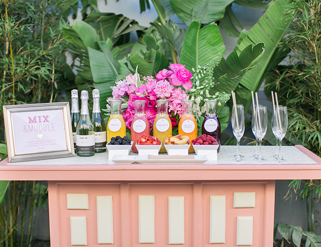 HOW TO THROW AN AMAZING BRIDAL SHOWER