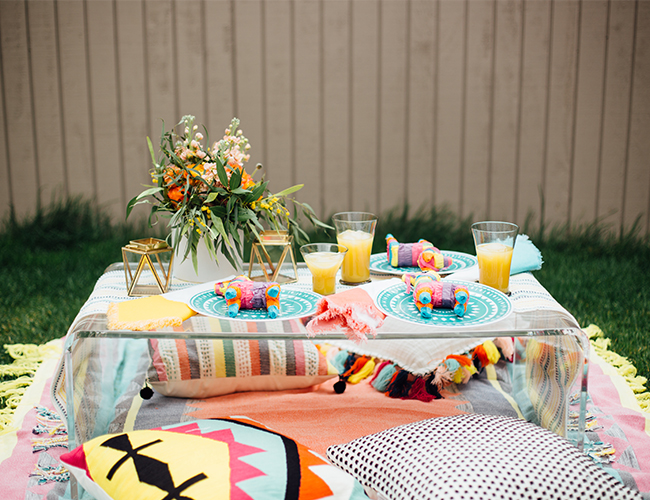 Cinco de Mayo Backyard Party & Jalepeno Margarita Recipe - Inspired by This