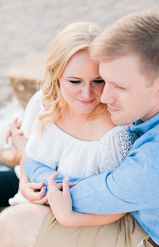 Lakeside Picnic Engagement Photos - Inspired by This