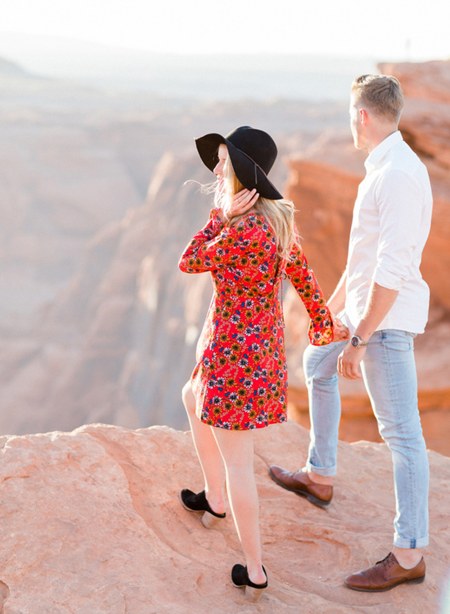 Horseshoe Bend Engagement Photos - Inspired by This