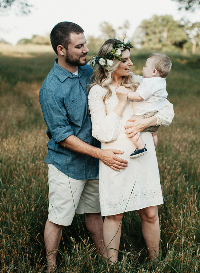 Family Picnic Photos on a Farm - Inspired by This