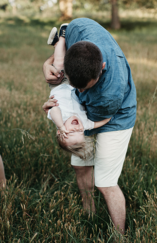 Family Picnic Photos on a Farm - Inspired by This