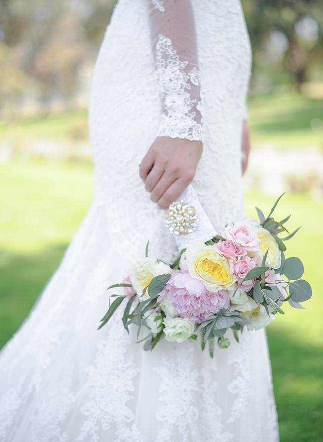 5 Romantic Ways to Incorporate Lace in Your Wedding - Inspired by This 