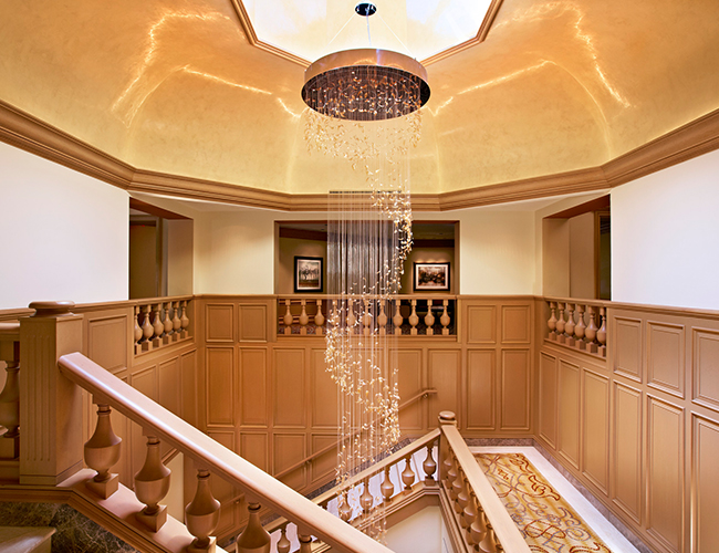 This Houston Resort is The Perfect Glam Wedding Venue - Inspired by This