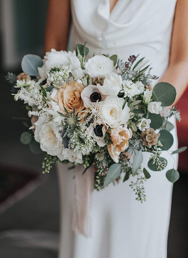 20 Beautiful Winter Wedding Bouquets Inspired By This 4678