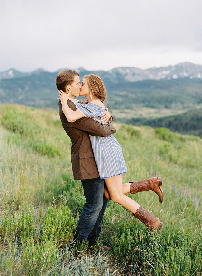 Mountaintop Engagement Photos 