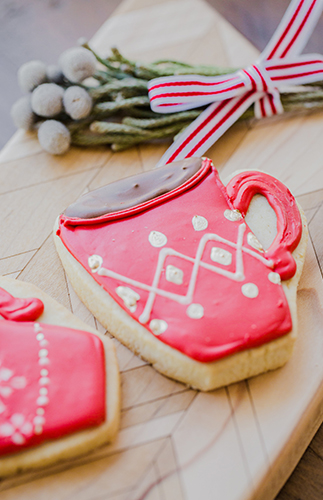 DIY Holiday Hot Chocolate Bar