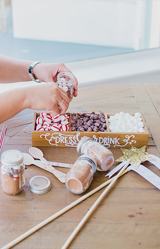 Holiday Hot Chocolate Bar With Homemade Mix Recipe - House of Hawthornes