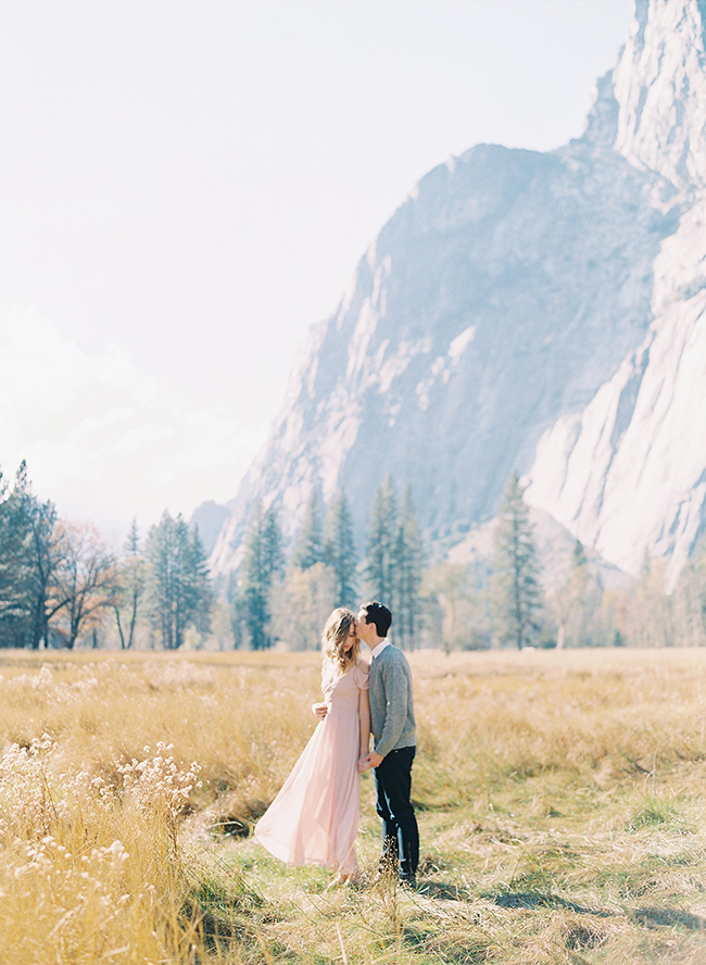 Engagement Photos in Yosemite