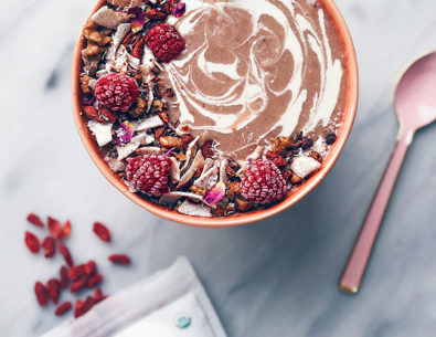 Goji Cacao Smoothie Bowl