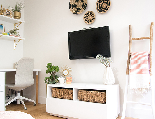 Airy Blush and Green Home Office