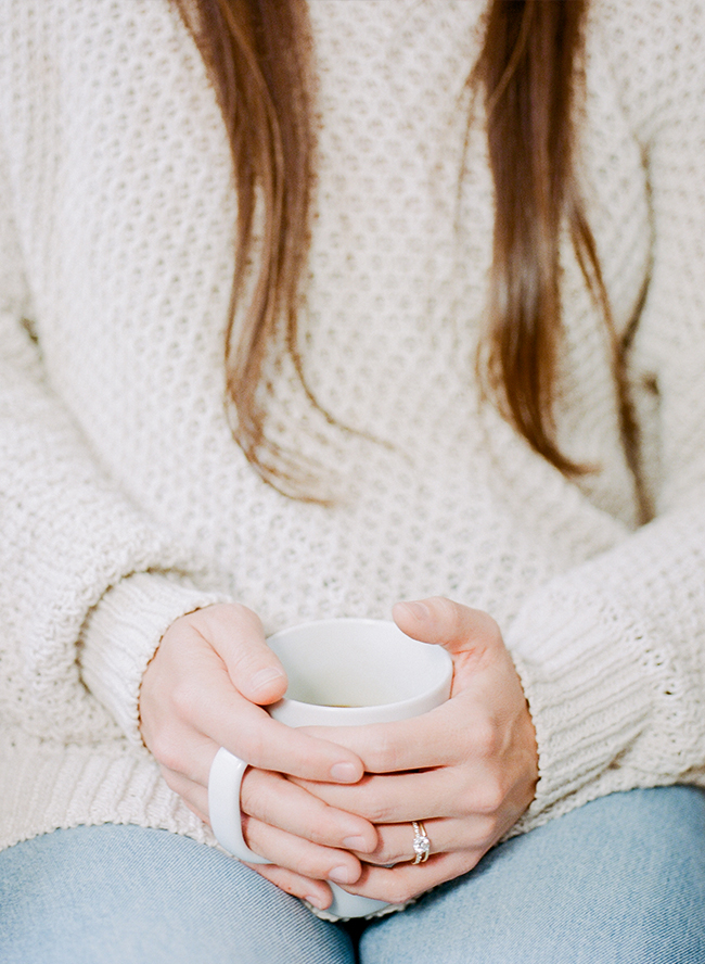 Cozy Bungalow Love Shoot in Portland 