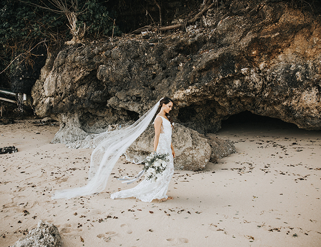 Elegant Beachfront Wedding in Bali