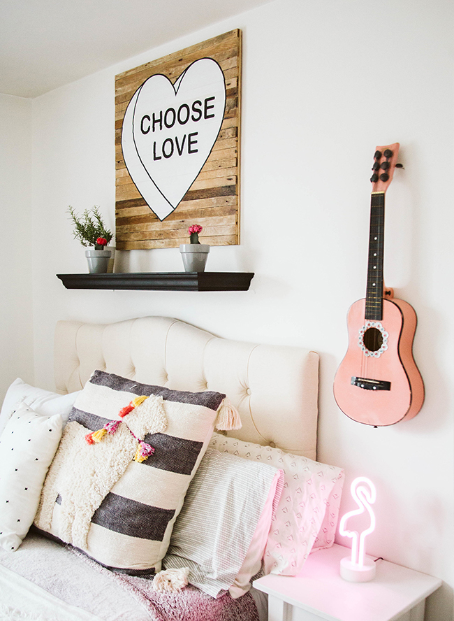 Girl's Dreamy Boho Bedroom