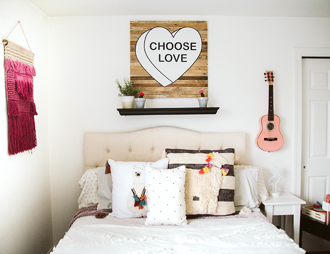 Girl's Dreamy Boho Bedroom