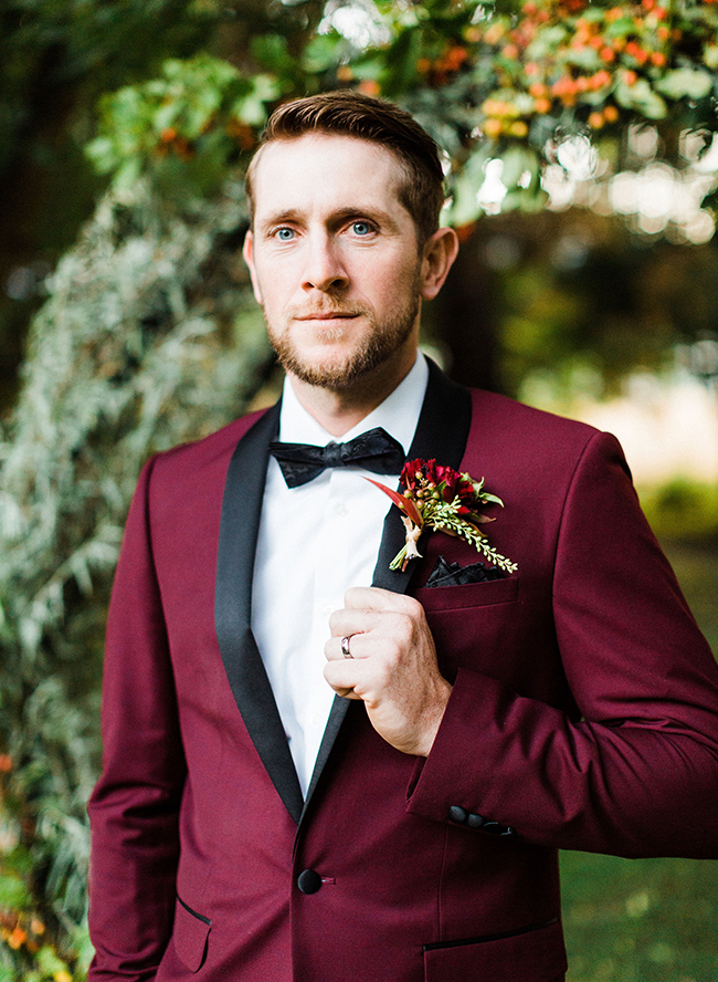 Elegant Burgundy Wedding Inspiration