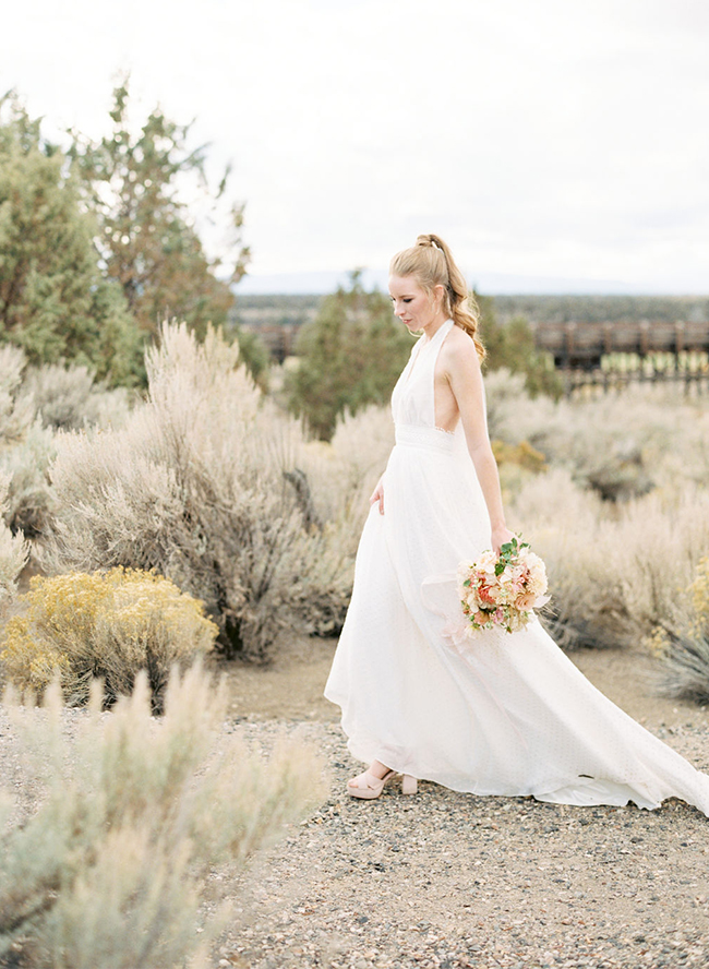 natural wedding, natural wedding colors, desert wedding