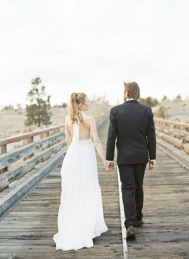 natural wedding, natural wedding colors, desert wedding