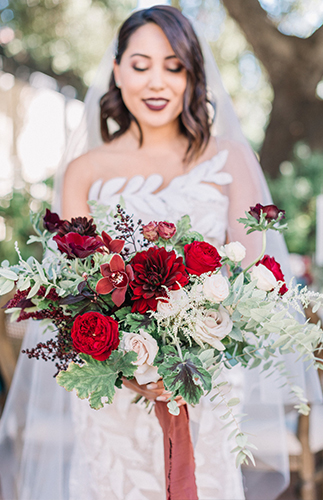 Jewel Tone Wedding, oscar de la renta wedding dress