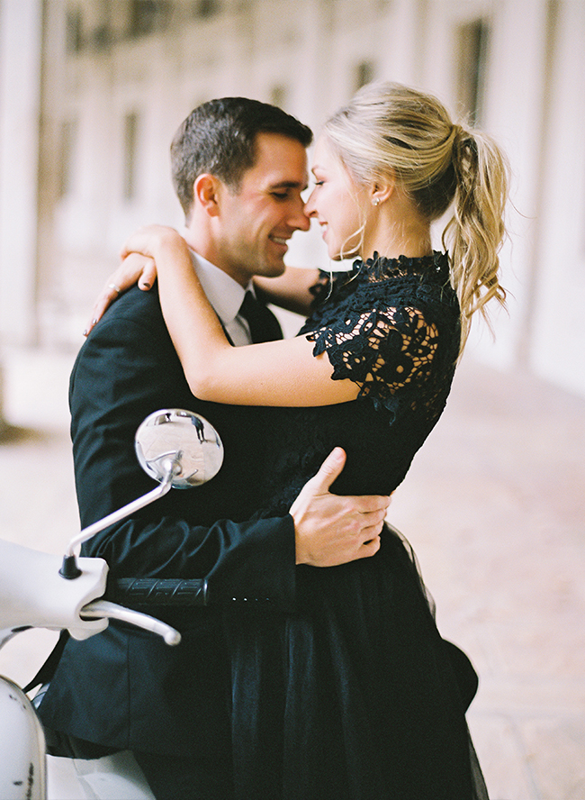 Classic Engagement Photos, romantic engagement photos