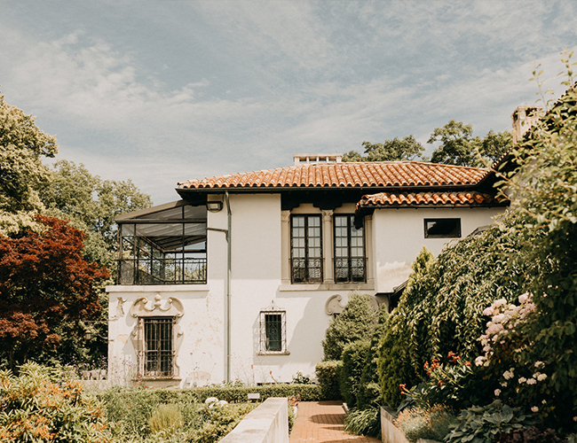 Romantic Engagement Photos, Vanderbilt Museum