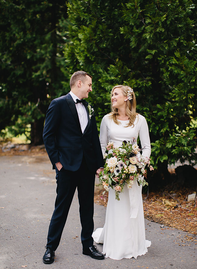 Moody and Romantic Fall Wedding in Lake Tahoe - Engaged Life