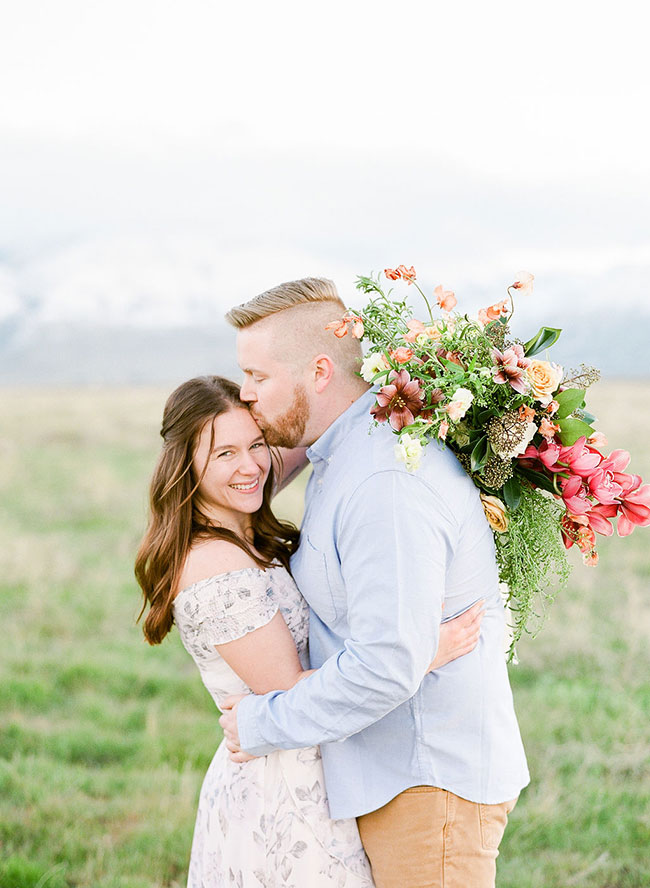 Scenic Spring Engagement Photos, outdoor engagement photos 