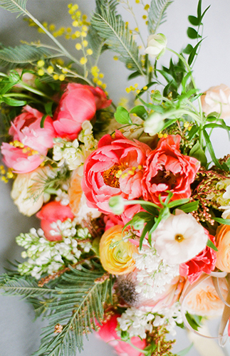 Living Coral Wedding Inspiration , Seaside Wedding in San Francisco