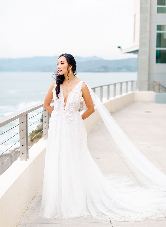 Living Coral Wedding Inspiration , Seaside Wedding in San Francisco