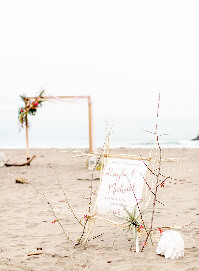 Living Coral Wedding Inspiration , Seaside Wedding in San Francisco