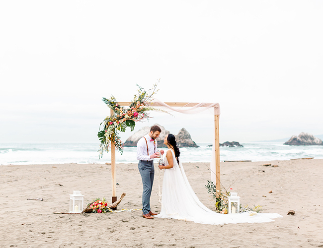 Living Coral Wedding Inspiration , Seaside Wedding in San Francisco