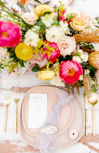 Living Coral Wedding Inspiration , Seaside Wedding in San Francisco