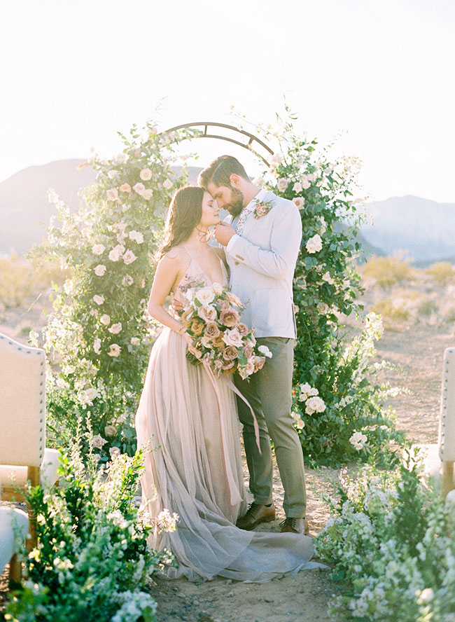 Red Rock Canyon Elopement, blush and mauve wedding