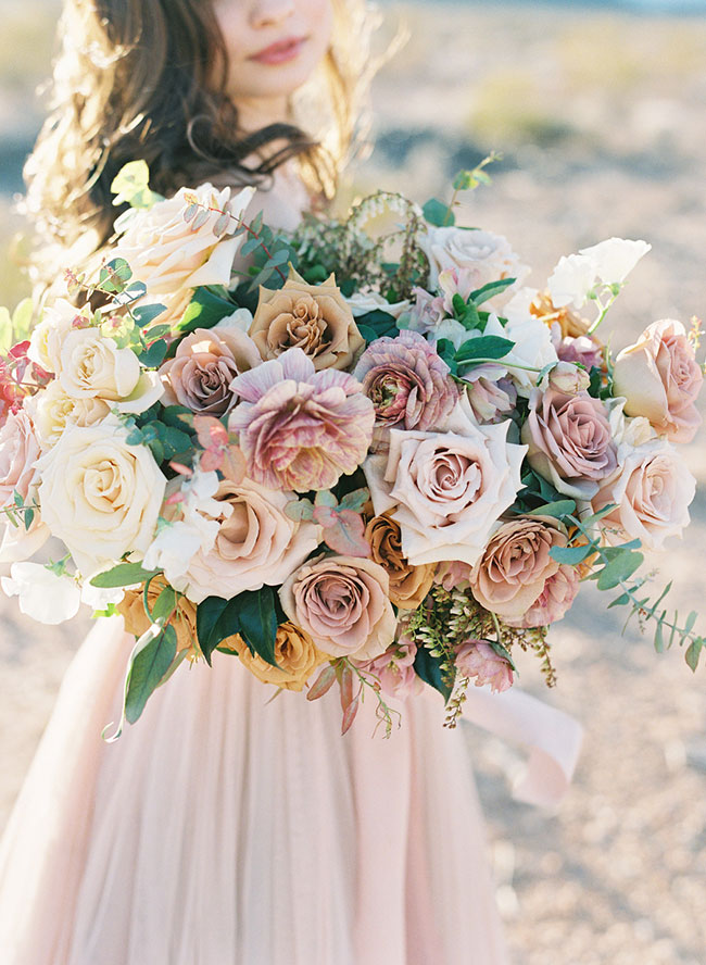 Red Rock Canyon Elopement, blush and mauve wedding