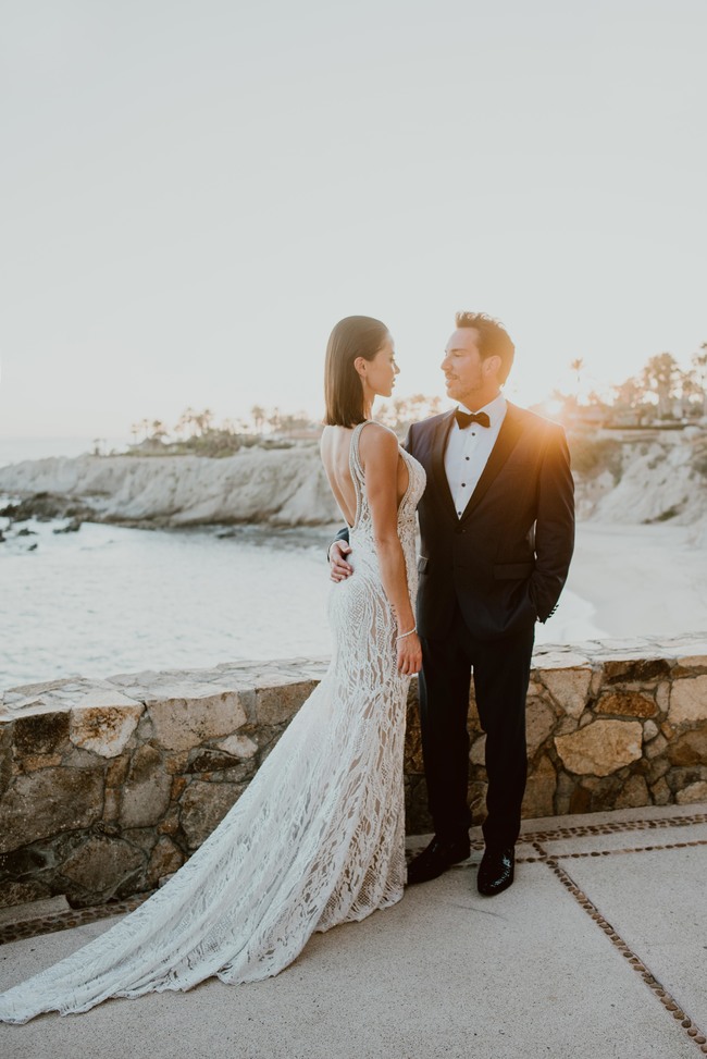 Chic monochromatic wedding in Los Cabos - Inspired by This