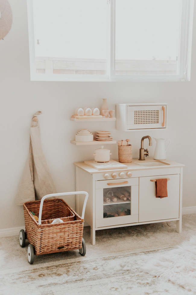 play kitchen with microwave