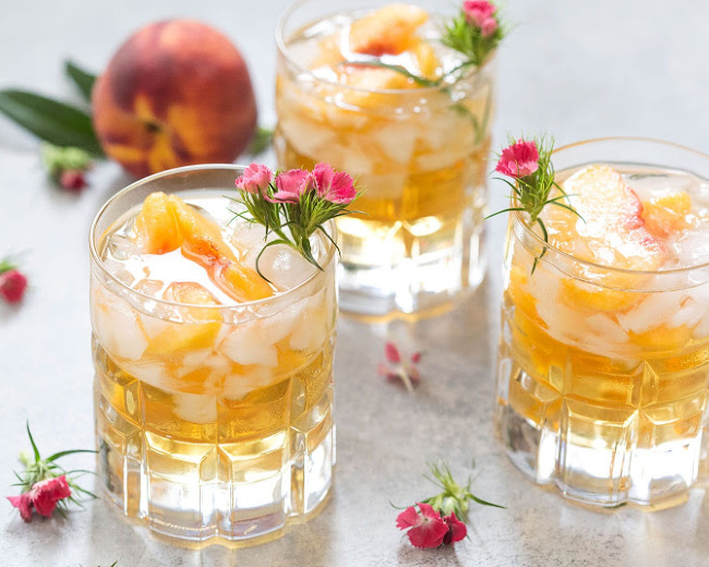 5 Cocktails to Make to Celebrate Memorial Day - Inspired by This