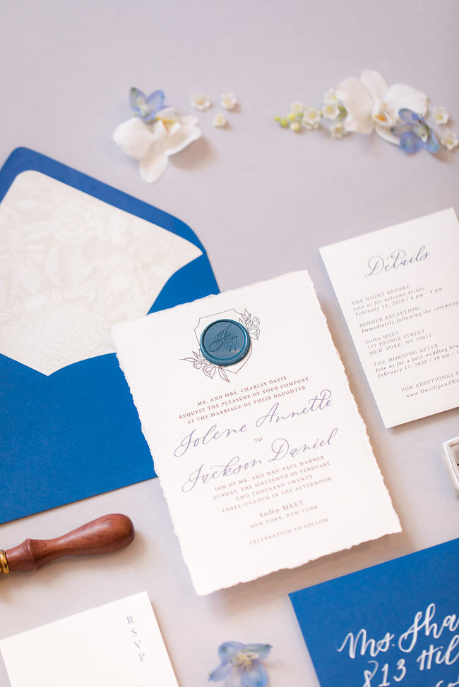 Pantones classic blue wedding