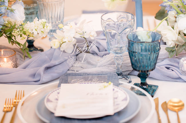 Pantones classic blue wedding