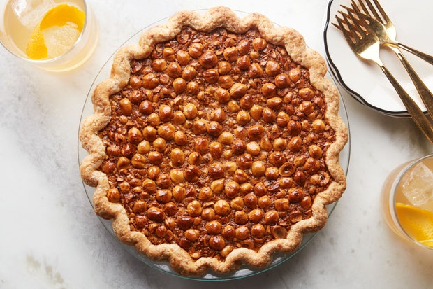 10 Holiday Pie Recipes If You're Over Pumpkin 